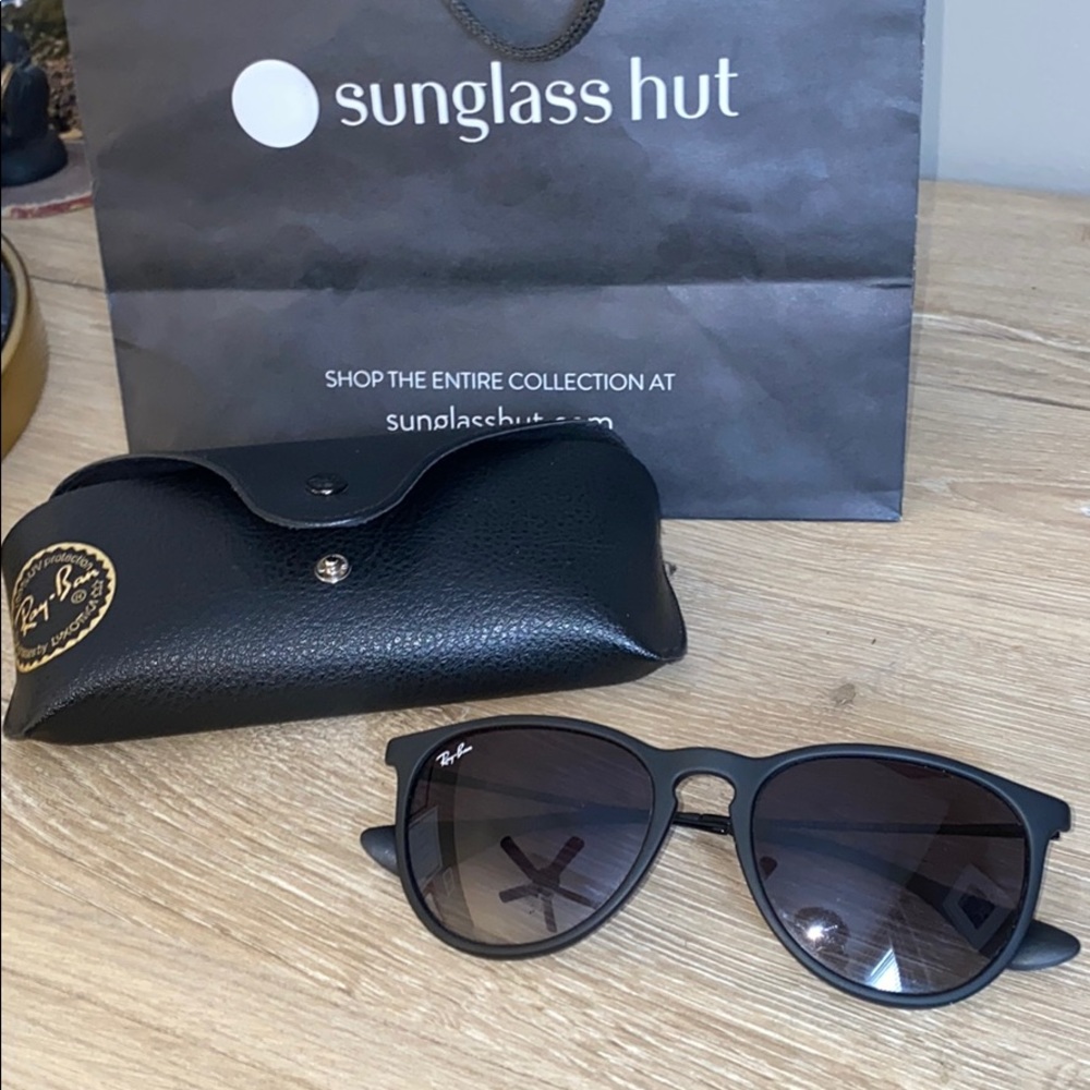 Ray Ban sunglasses matte black. OBO
